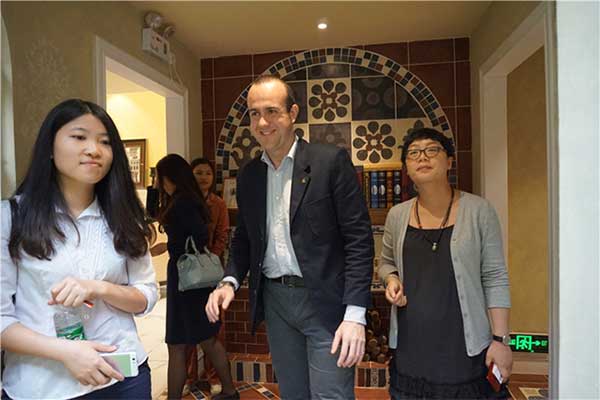 佛山市依诺陶瓷有限公司